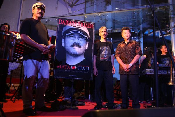 Peluncuran Buku Biografi Darwis Triadi