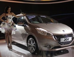 Peugeot Potong Produksi 208