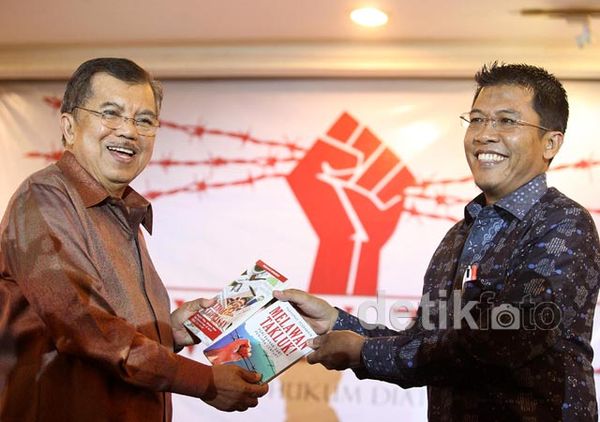 Misbakhun Luncurkan Buku Melawan Takluk