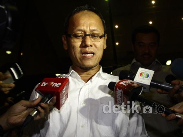 Tersangka Kasus Hambalang Diperiksa KPK