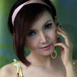 Main Film dan Nyanyi, Roro Fitria Ingin Kembangkan Skill