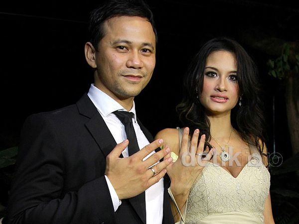 Rebecca & David Daniel Resmi Menikah