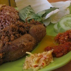 Bebek Judes Perawan, Hot!