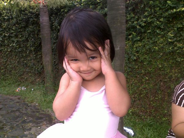 Michelle Claudia Schofield, 2,7 Tahun, Perempuan