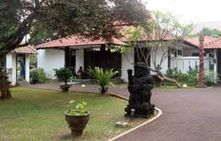 Usai Dilantik Jadi Gubernur, Jokowi Pilih Nginap di Pasar Minggu