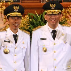 Jokowi Tancap Gas, Ngantor Jam 7 Bertemu Sutiyoso dan Gelar Rapim