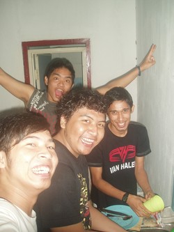 Cuci Piring Berjamaah