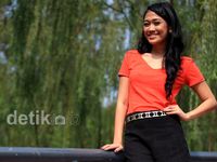 Si Manis Oline Mendeng