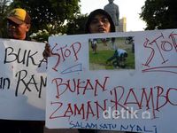Aksi Mengutuk Kekerasan Terhadap Wartawan