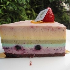 Lembutnya Olahan Mouse Cake Foresta