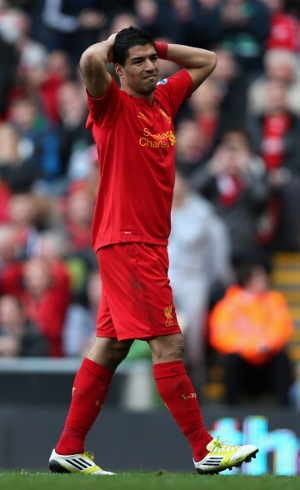 Koscielny: Suarez Curang dan Tukang Diving