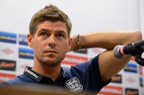 Gerrard: Pemain Inggris Harus Jaga Sikap di Luar Lapangan