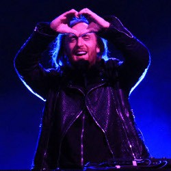 Sentuhan Emas David Guetta di Album One Love yang Berbuah Manis