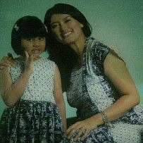 Riani, Lepas Status Pramugari Kini Fokus Jadi Pebisnis Batik