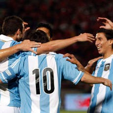 Tiga Poin Tak Mudah untuk Tango