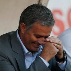 Aragones: Mourinho Akan Tercatat sebagai Pelatih Tersukses