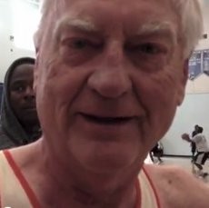 Profesor Berusia 76 Tahun Jajal Tryout NBA
