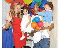 Duka 10 Selebriti yang Pernah Keguguran