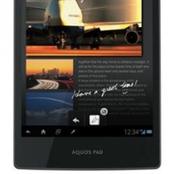 Tablet Mini Sharp Tampil dengan Display Unik