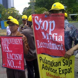 Banyak Pekerja Asing, Indosat Didemo Ratusan Karyawan