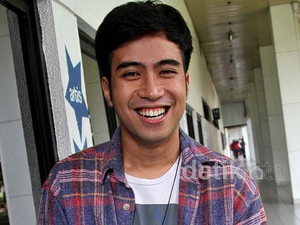 Si Happy Vidi Aldiano