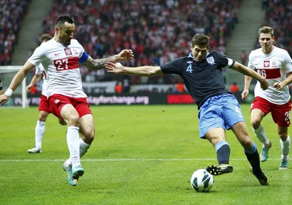 Polandia vs Inggris Berakhir Imbang