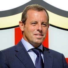Presiden Barca Kritik City & Arsenal