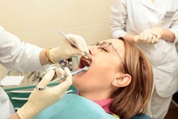 Ini Akibatnya Jika Gigi Sensitif Dibiarkan