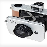 Kamera Lomo Belair X 6-12 Dibekali Auto Exposure