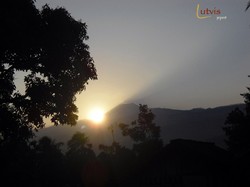 Sang Surya di Ufuk Timur