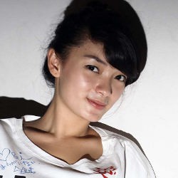 Zaskia Shinta & Kenangan Pahit Disawer Rp 1000