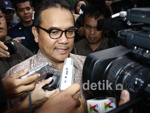 Gubernur Riau Rusli Zainal Diperiksa KPK
