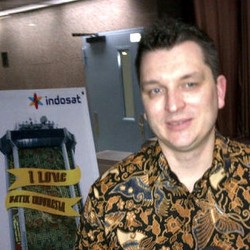 Erik Meijer Pengecualian Bagi Resistensi Karyawan Indosat