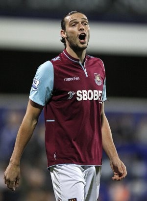 Krisis Striker, Liverpool Takkan Pulangkan Carroll