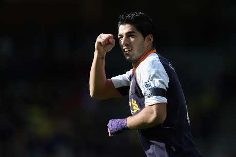 Suarez Pikul Beban Gol Liverpool