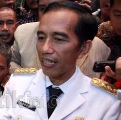 Jokowi Hebat & Beruntung!
