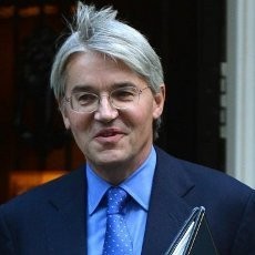 Melontarkan Kata Kasar ke Polisi, Menteri Inggris Mengundurkan Diri