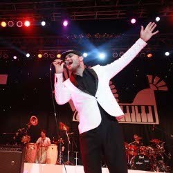 Incognito Tampil Atraktif di Hari Pertama JakJazz 2012