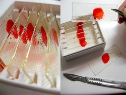 Wah, Koleksi Tetesan Darah a la Dexter Bisa Dibuat Sendiri