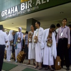 Kloter Haji Terakhir Embarkasi Surabaya Berangkat Ke Tanah Suci