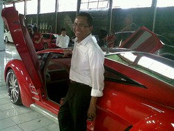 Dahlan Iskan Belum Bisa Boyong Mobil Listrik Ferrari ke Jakarta