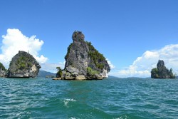 Tersihir Gugusan Pulau Karang di Raja Ampat
