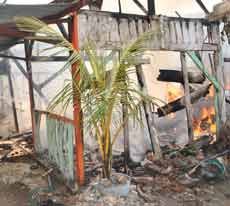 Tiga Rumah Bersaudara Ludes Dilalap Api