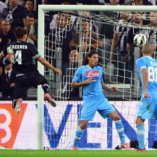 Tekuk Napoli 2-0, Juve Masih Belum Terkalahkan