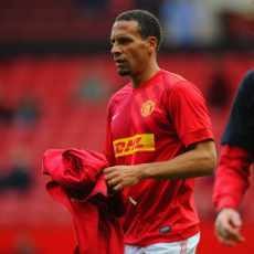 Ferdinand Tak Pakai Kaos Anti-Rasisme, Fergie Kecewa