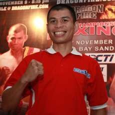 Chris John Tak Paksakan Menang KO