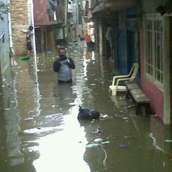  Warga Korban Banjir Kampung Pulo pada Jokowi: Jangan Dipindah ke Rusun