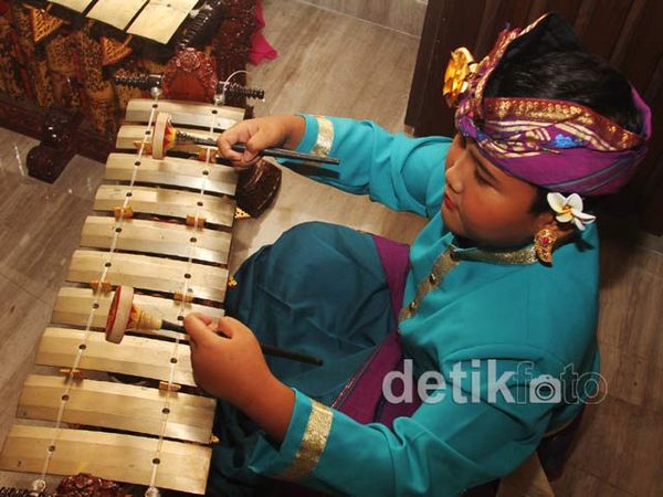 Melestarikan Gender Bali