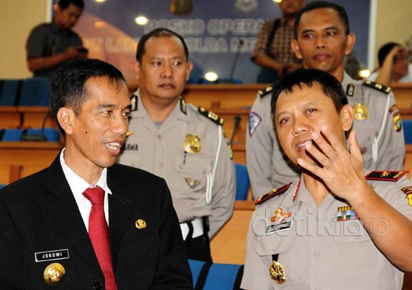 Jokowi Temui Kapolda Metro