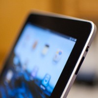 Wuih! Jepang Kembangkan Layar Tablet 2560x1600 Pixel